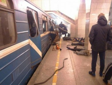 Οι αρχές της Αγίας Πετρούπολης κήρυξαν τριήμερο πένθος στην πόλη